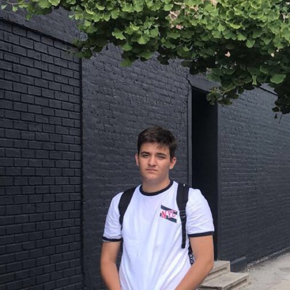 Meet your Posher, Ylli